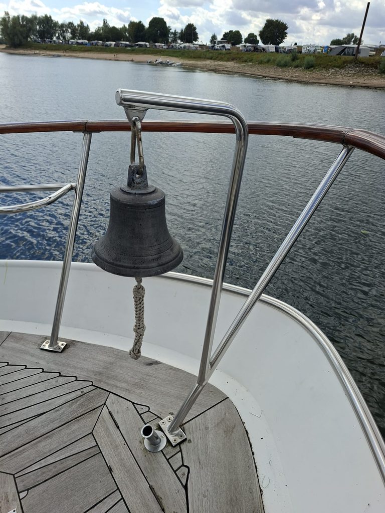 Super van Craft 1670 boegbel