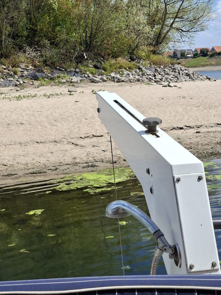 Super van Craft 1670 davits
