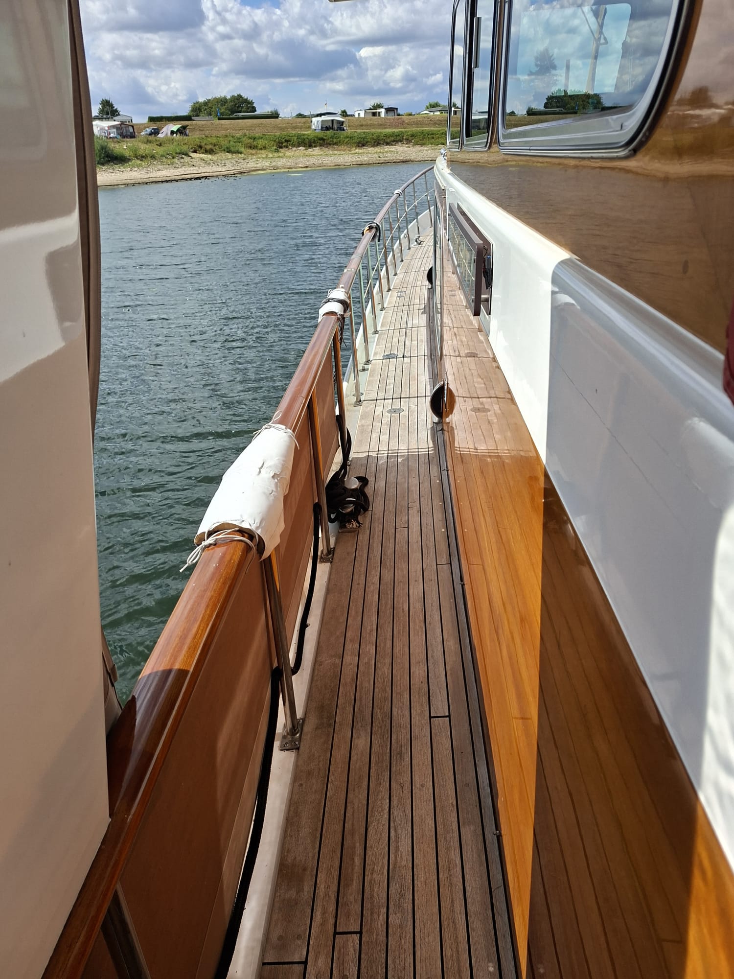 Super van Craft 1670 gangboard