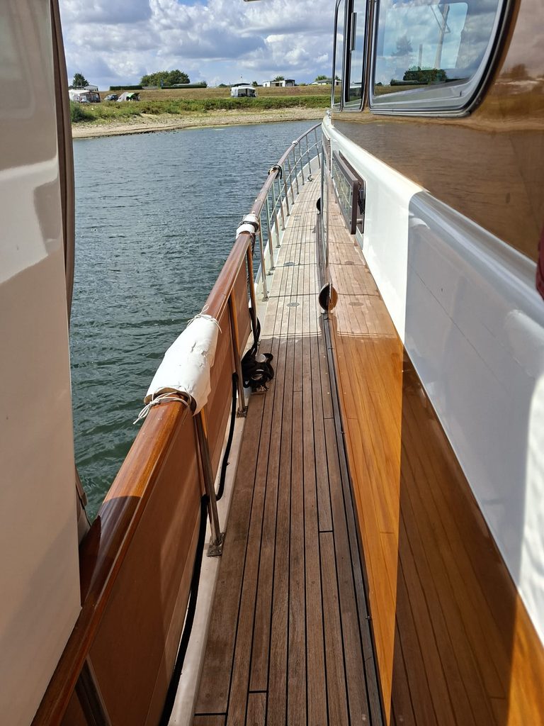 Super van Craft 1670 gangboard