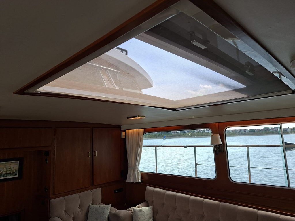 Super van Craft 1670 schuifdak salon